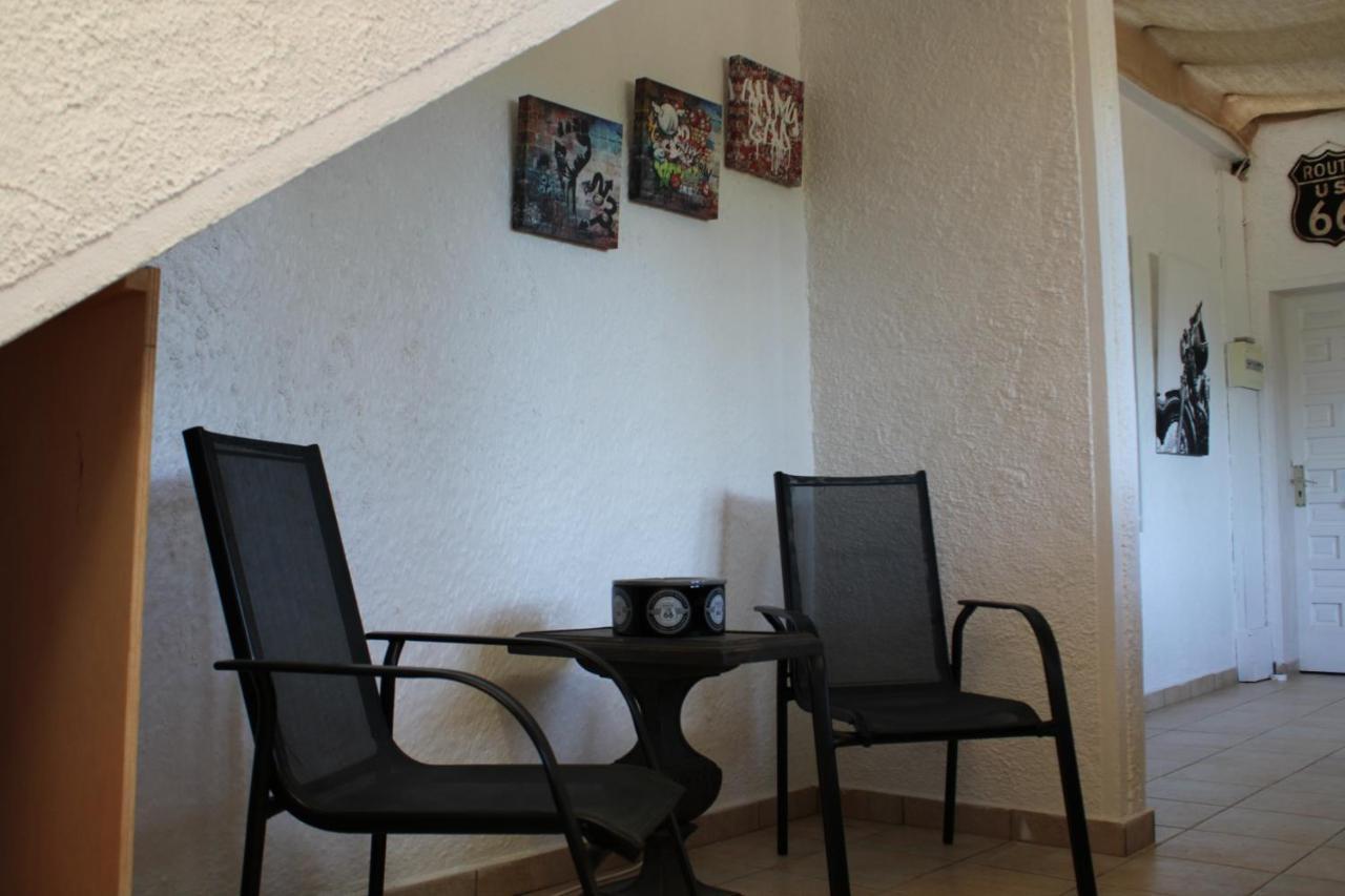 Casa Gecko Hotell Vilajuiga Eksteriør bilde